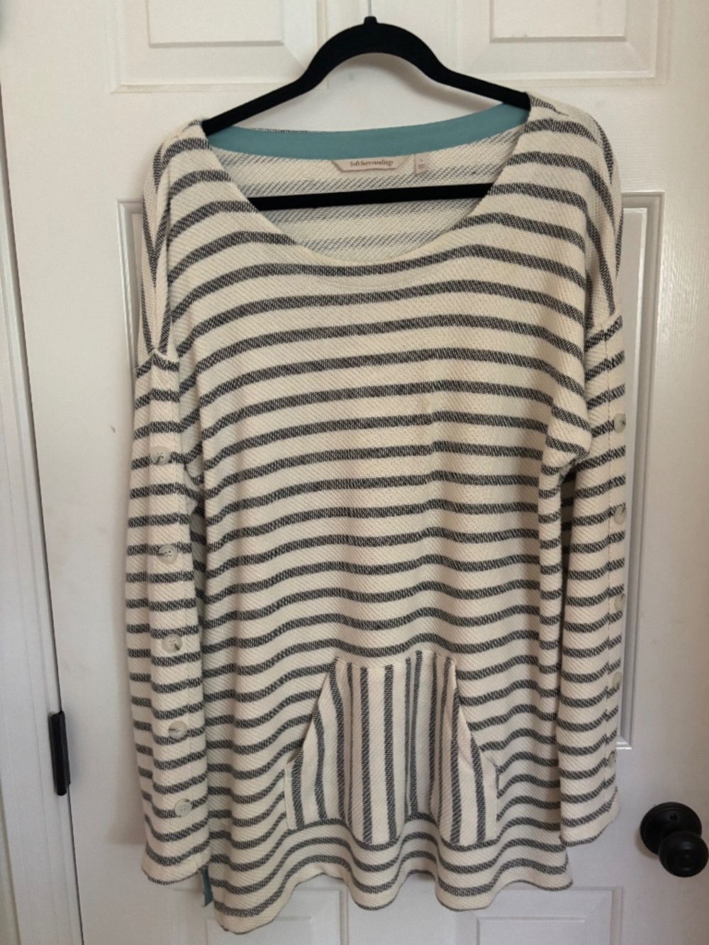 Soft SurroundingsStriped Crewneck Tunic Sweater.  Size L